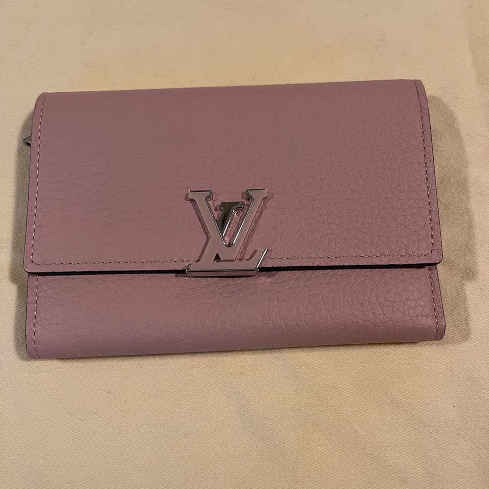 Authentic Louis Vuitton Wallet